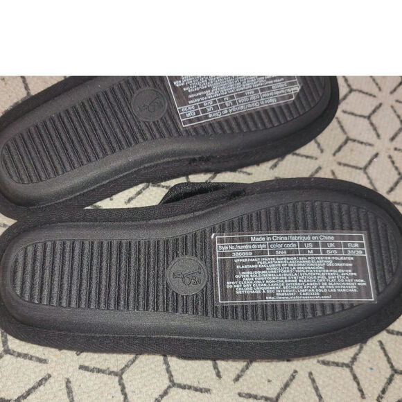 VICTORIA'S SECRET CRUSHED VELVET BLACK SLIP ON SLIPPERS with POM, SZ MEDIUM 7-9 - Picture 9 of 11